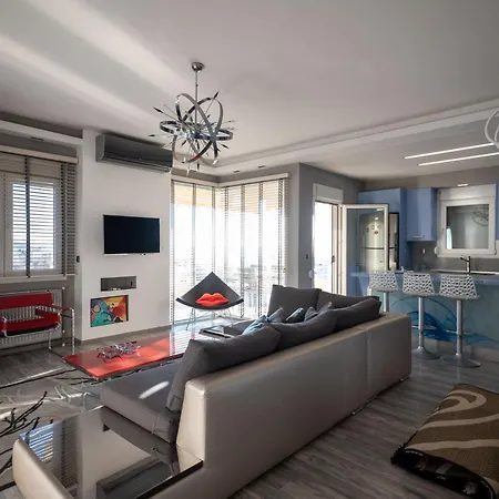 F & B Collection - Seaview 2 Bedroom Flat Apartment *